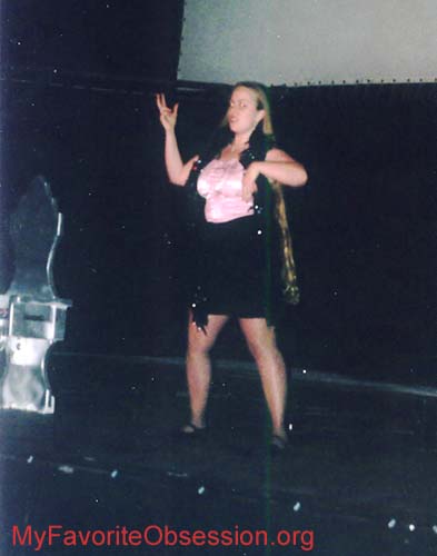 056_KarenShowsUsWhereToStand